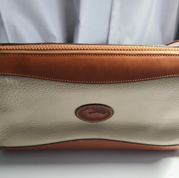 Vintage Dooney & Bourke All Weather Leather Bag Purse - Picture 4 of 16